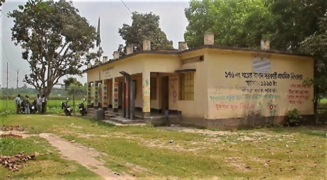 পাবনায় ৬ শিক্ষার্থী নিয়ে চলছে এক শিক্ষা প্রতিষ্ঠান!